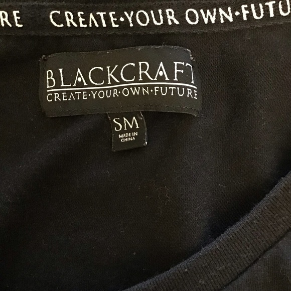 Hot Topic Small BlackCraft Top Skull Hook & Eye Closure Tattoo Women’s Shirt - Picture 9 of 9